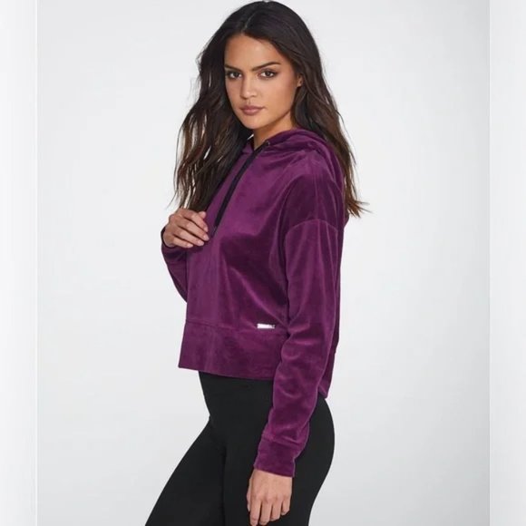 Calvin Klein Sweaters - CALVIN KLEIN Hoodie Sz S Velour Cropped